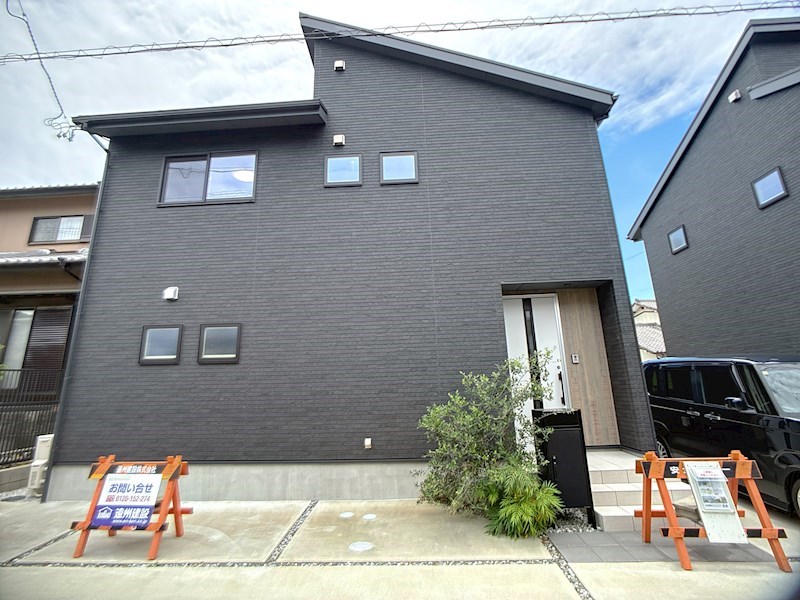 浜松市中央区東若林町 現地写真（玄関）