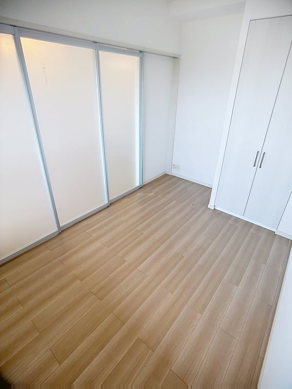 ブライトタウン磐田中泉 内観写真（リビング以外の居室）