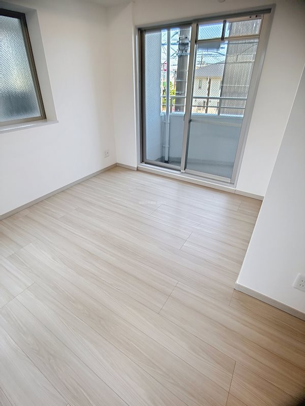 リ・エンブル駅北 内観写真（リビング以外の居室）