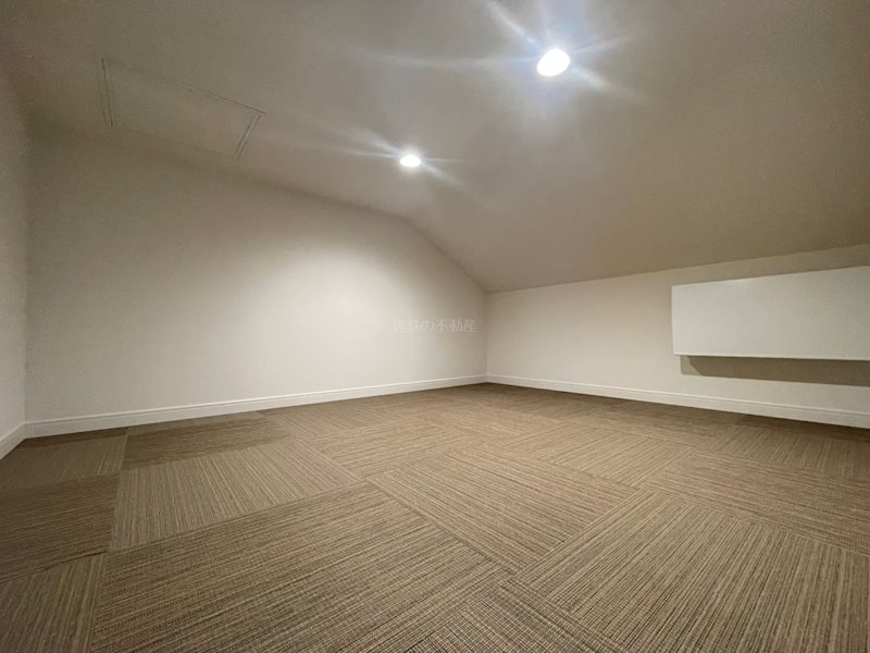 小屋裏収納 浜松市中央区向宿1丁目 その他