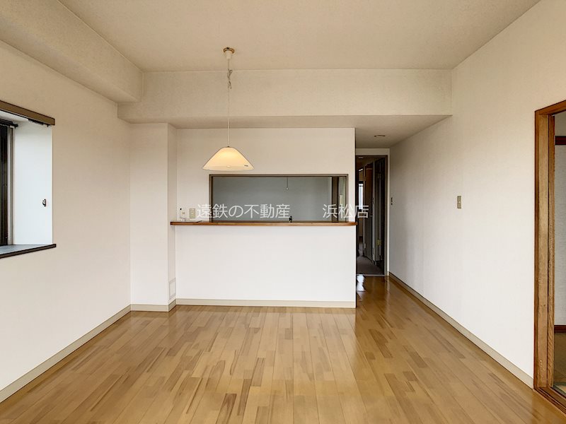 居住中物件につき、同間取の部屋の写真を掲載。当該物件は角部屋ではございません。 藤和ハイタウン上島 その他
