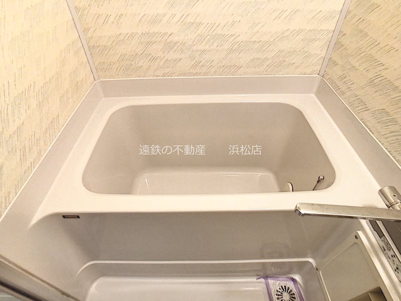 居住中物件につき、同間取の部屋の写真を掲載。当該物件は角部屋ではございません。 藤和ハイタウン上島 その他