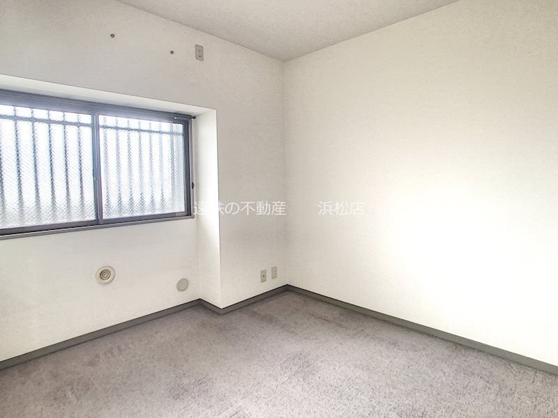 居住中物件につき、同間取の部屋の写真を掲載。当該物件は角部屋ではございません。 藤和ハイタウン上島 その他