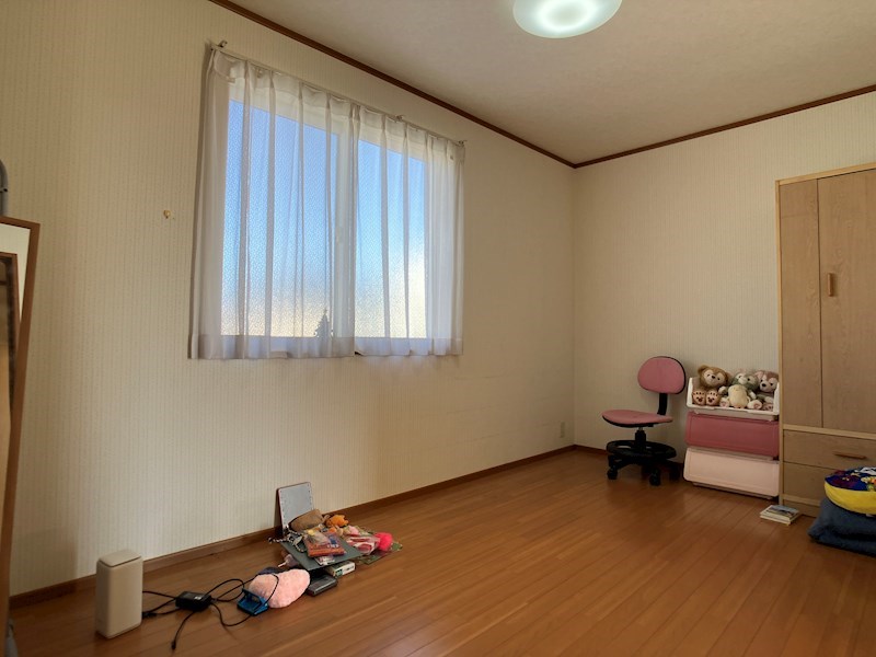磐田市赤池 内観写真（リビング以外の居室）