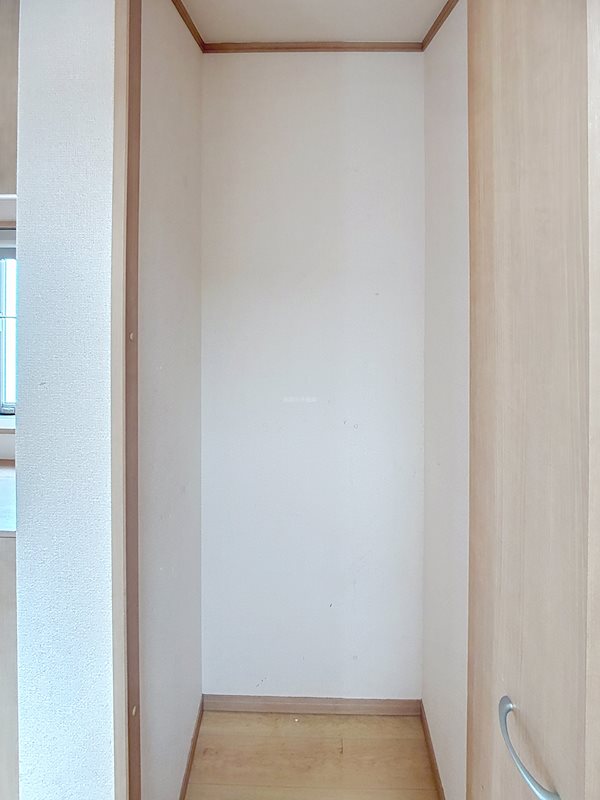 磐田市二之宮 内観写真（収納）