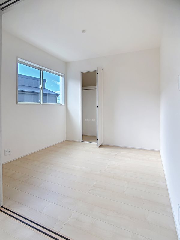 リビング隣 洋室 掛川市沖之須 その他