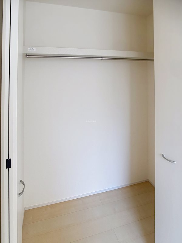 洋室北西 収納 掛川市沖之須 その他