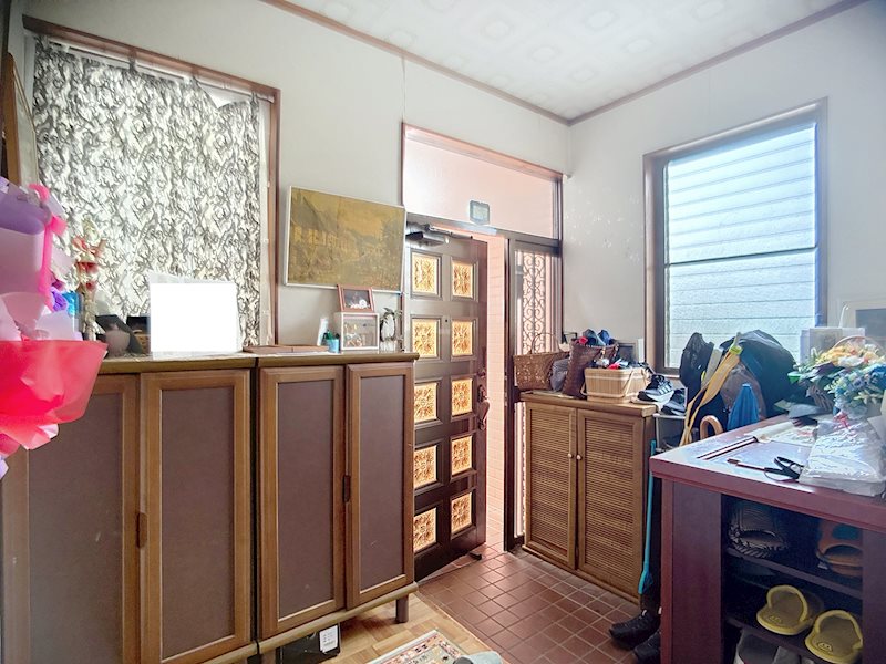 焼津市西小川 現地写真（玄関）