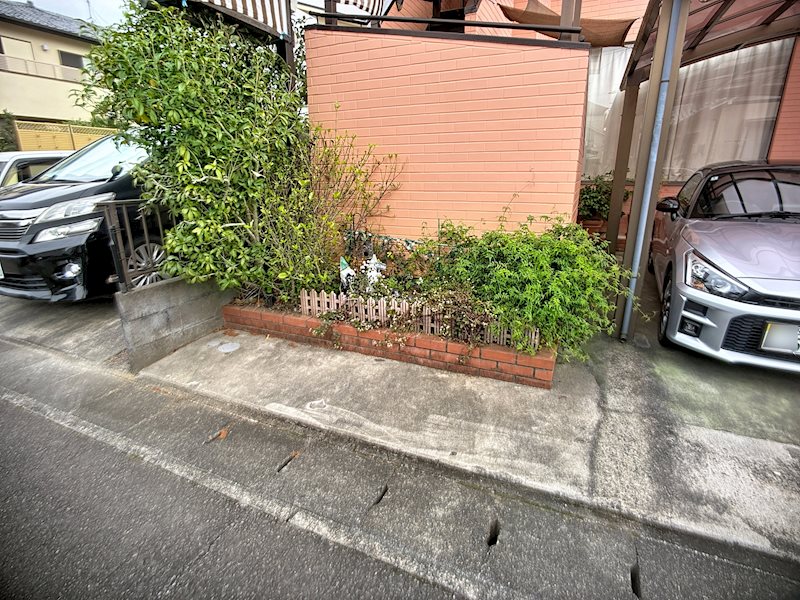 焼津市西小川 現地写真（庭）