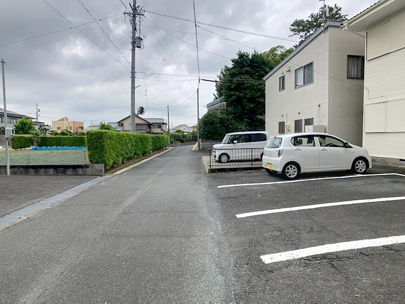 コーポワタナベ 現地写真（前面道路含む現地写真）