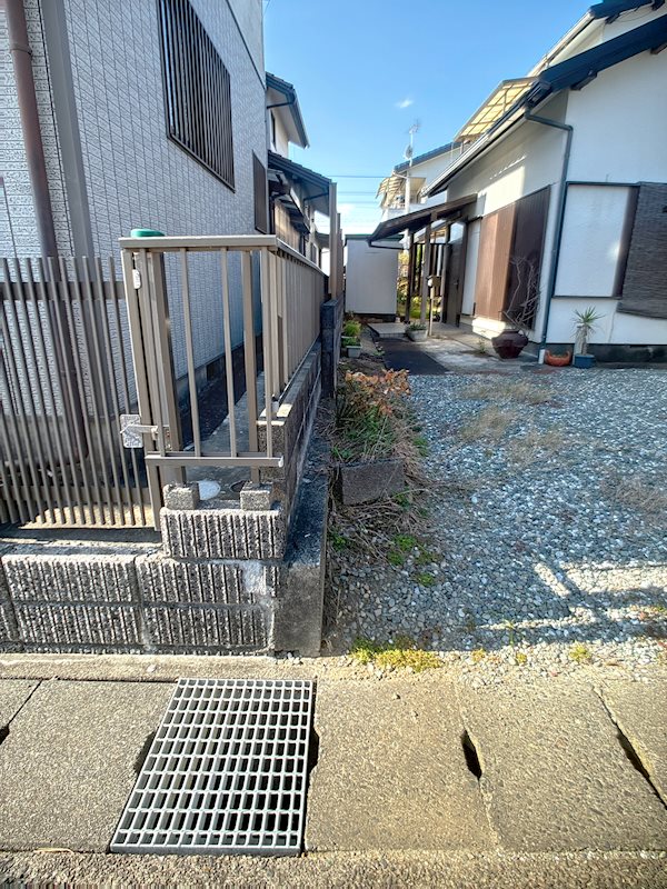 南側境界線 掛川市北門 その他