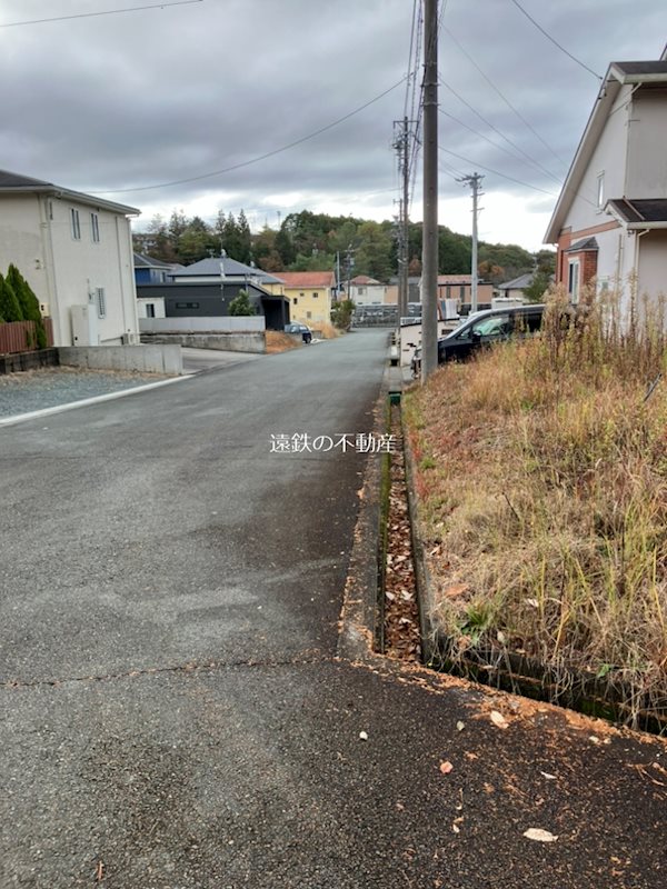静岡県浜松市天竜区緑恵台 現地写真（前面道路含む現地写真）
