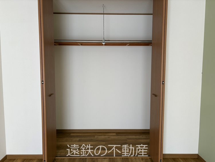 静岡県浜松市浜名区細江町中川680番39、888番549 内観写真（収納）