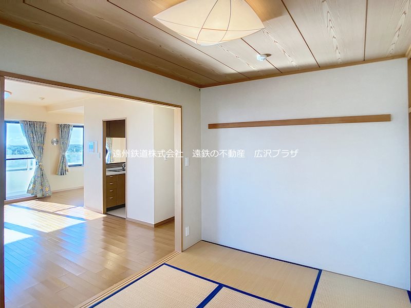 セントラルタワー 内観写真（リビング以外の居室）