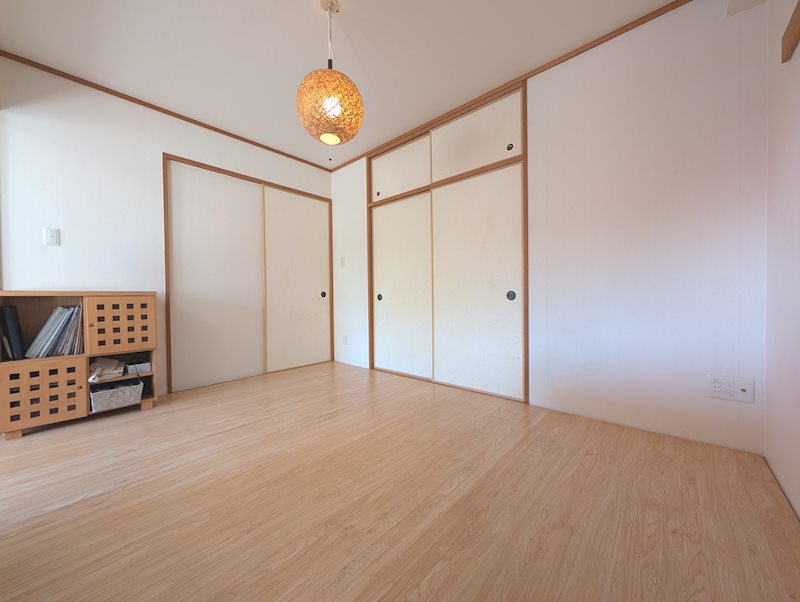 リビングのつなげ間として使う事でより多くな空間となります。 ディークラディア葵東 その他