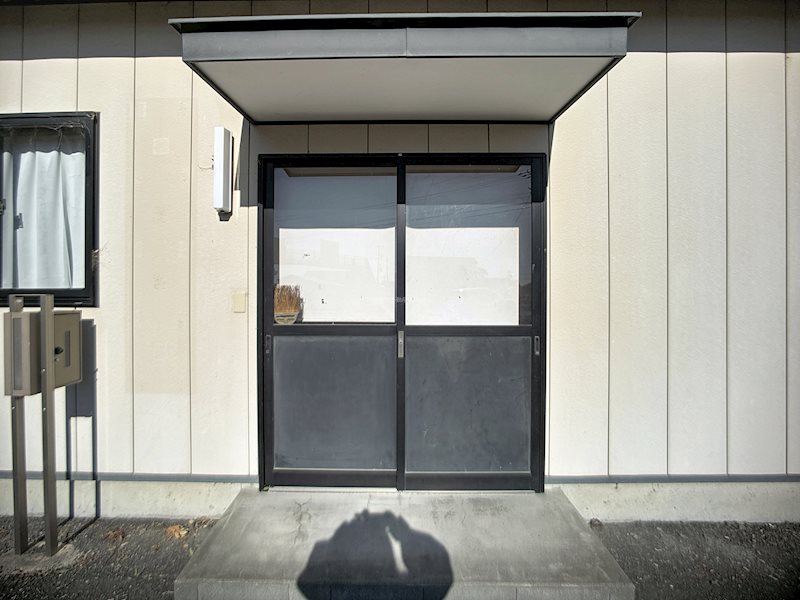 榛原郡吉田町片岡 現地写真（玄関）