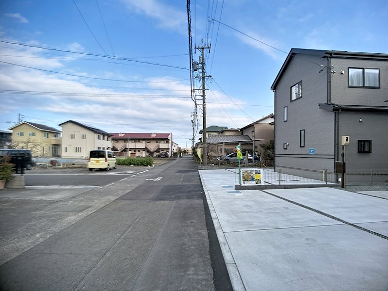 焼津市塩津 現地写真（前面道路含む現地写真）