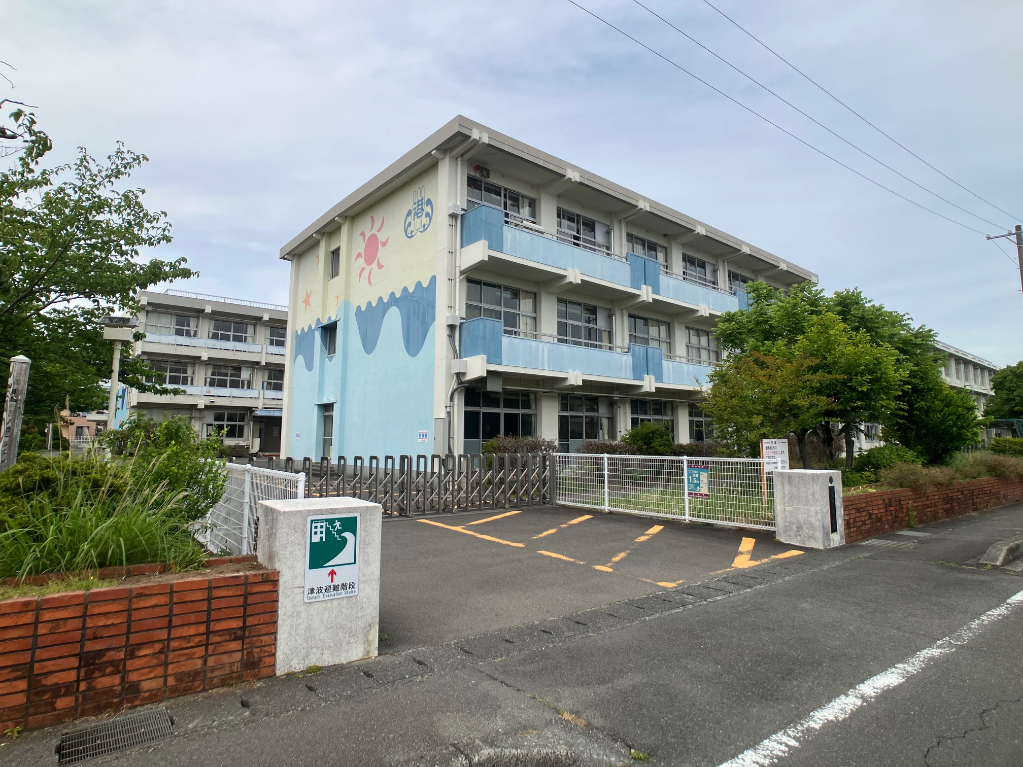 焼津市下小田中町 小学校