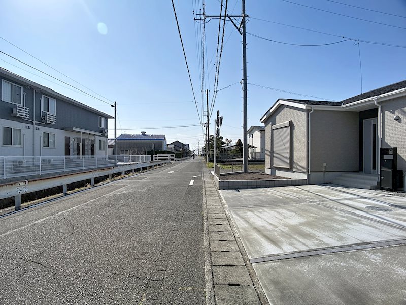 焼津市下小田中町 現地写真（前面道路含む現地写真）