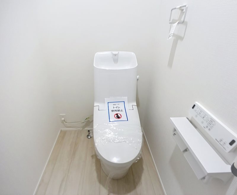 焼津市下小田中町 内観写真（トイレ）