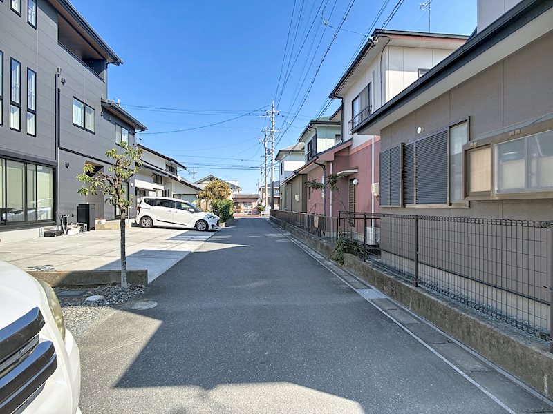 浜松市中央区篠ケ瀬町 現地写真（前面道路含む現地写真）