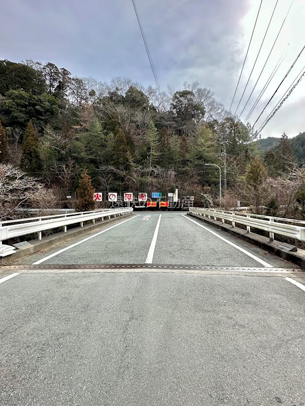 浜松市浜名区引佐町渋川 現地写真（前面道路含む現地写真）