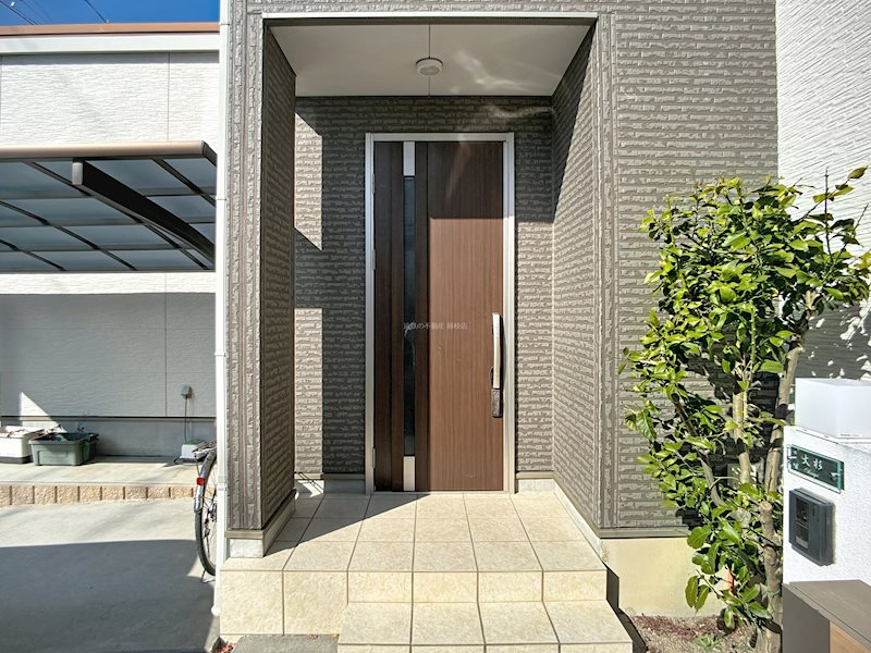 焼津市小川 現地写真（玄関）