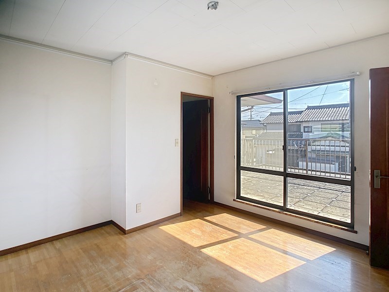 静岡県袋井市新屋４丁目 内観写真（リビング以外の居室）