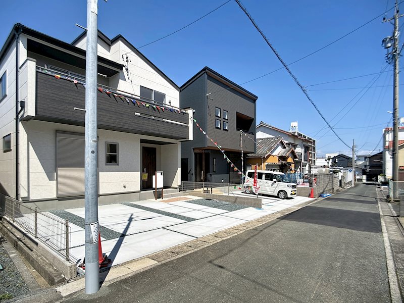 磐田市国府台 現地写真（前面道路含む現地写真）