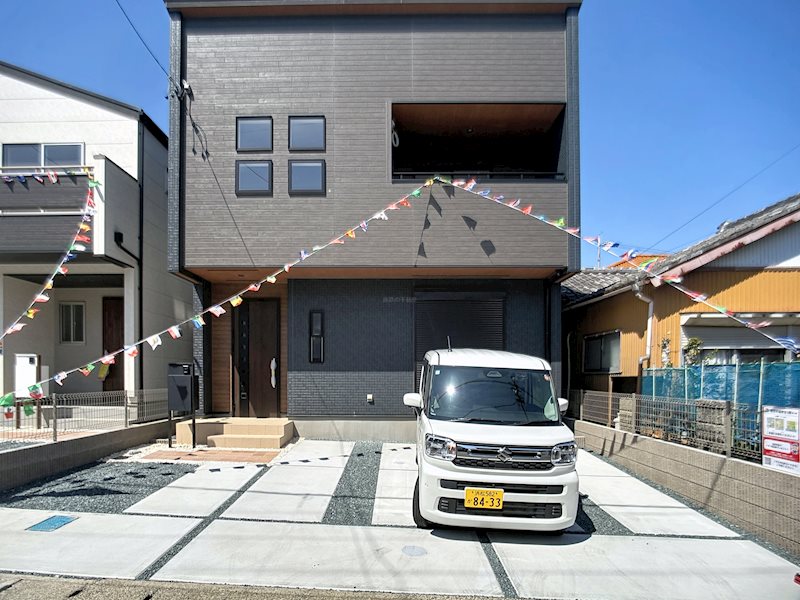 磐田市国府台 現地写真（駐車場）