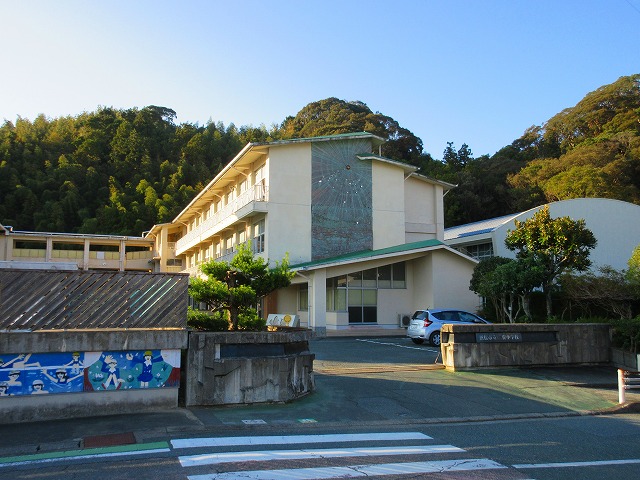 浜松市天竜区二俣町南鹿島 小学校