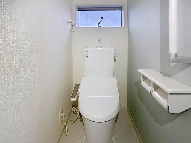 袋井市小山 内観写真（トイレ）