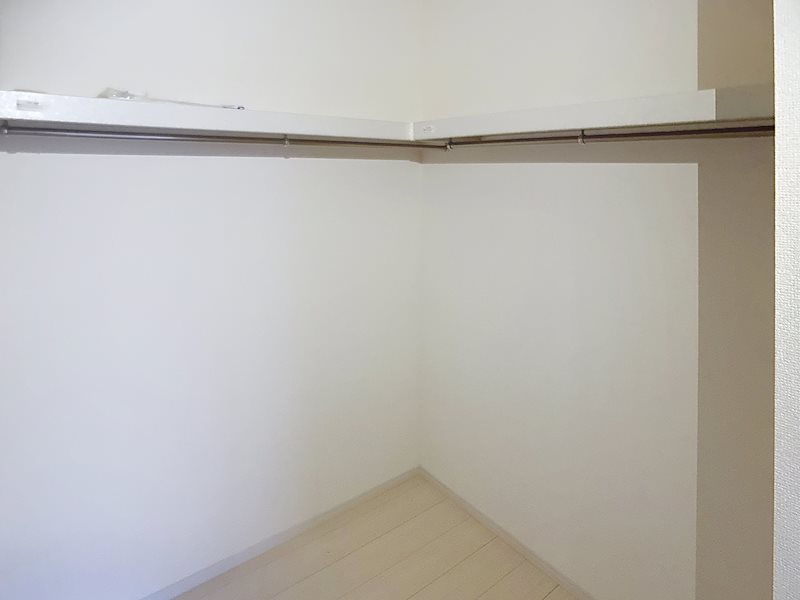 袋井市小山 内観写真（収納）