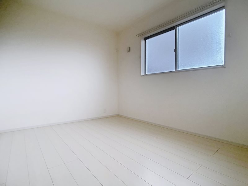 袋井市小山 内観写真（子供部屋）