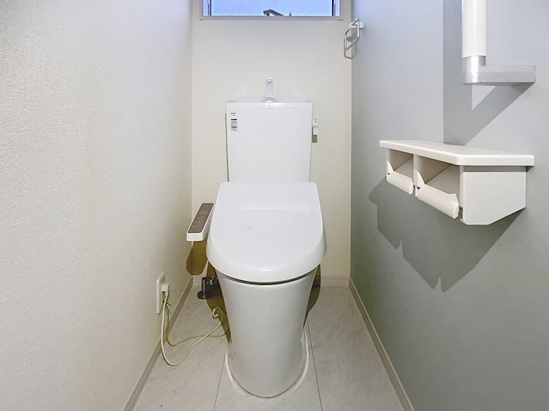袋井市小山 内観写真（トイレ）
