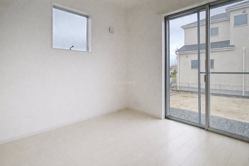 袋井市小山 内観写真（子供部屋）