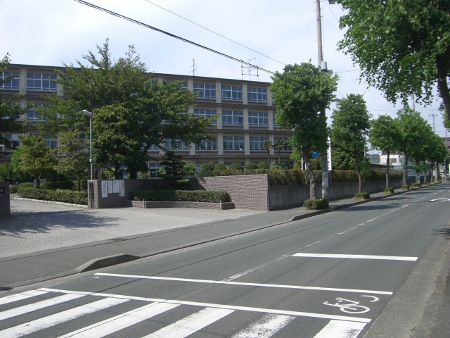 浜松市中央区高丘北4丁目 中学校