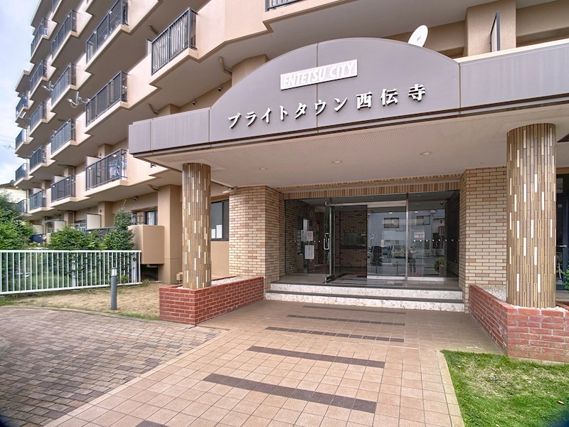ブライトタウン西伝寺 共用部写真（エントランス）