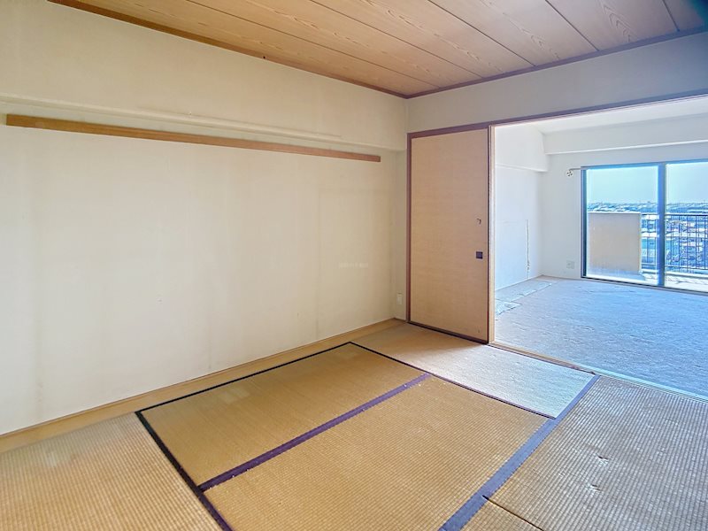 ブライトタウン西伝寺 内観写真（リビング以外の居室）