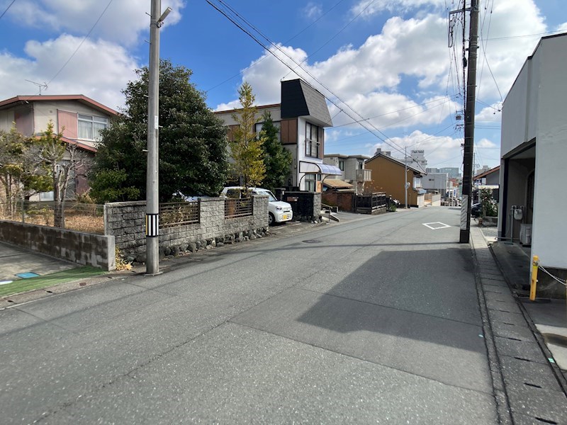 磐田市中泉坂上町 現地写真（前面道路含む現地写真）