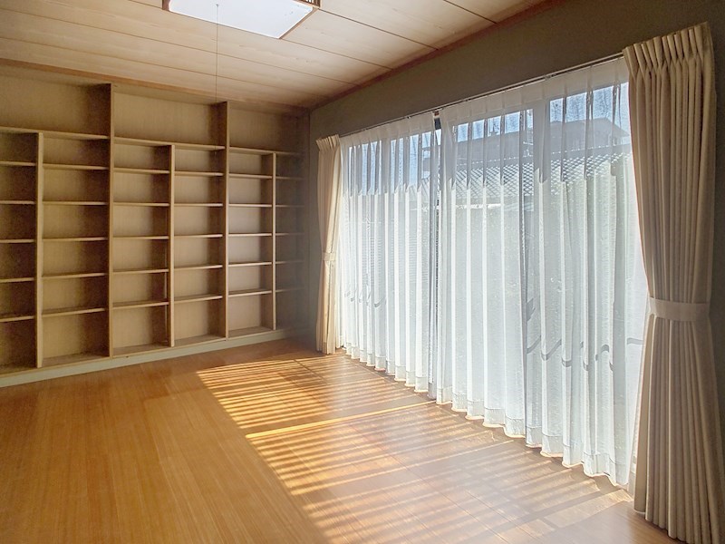 磐田市海老塚 内観写真（リビング以外の居室）