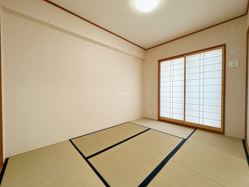 ブライトタウン磐田中泉ⅱ　 内観写真（リビング以外の居室）