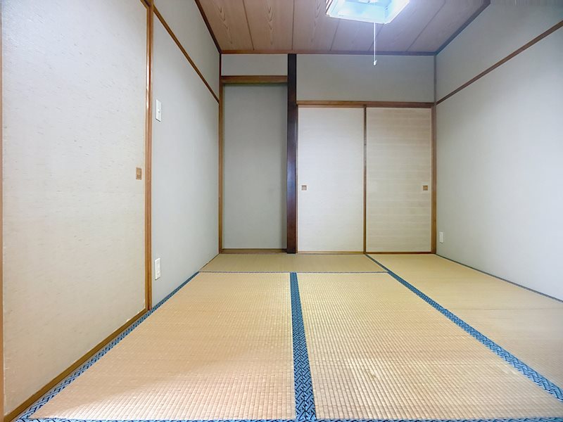 リバティ中島壱番館 内観写真（リビング以外の居室）