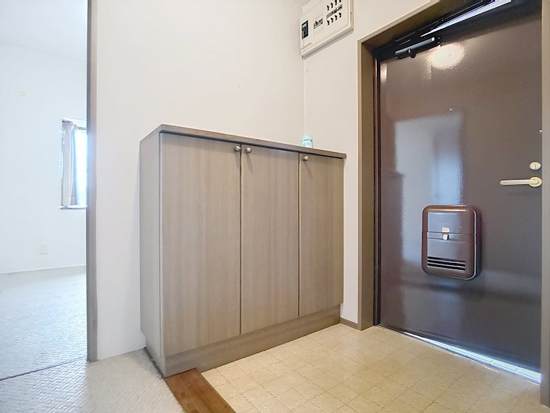 リバティ中島壱番館 現地写真（玄関）