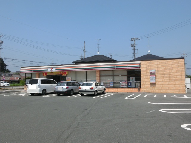 湖西市新居町中之郷 コンビニ