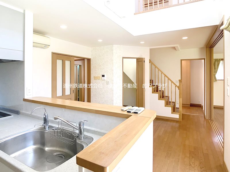 浜松市中央区蜆塚4丁目  内観写真（リビング）
