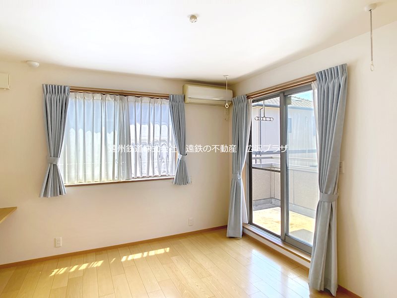 浜松市中央区蜆塚4丁目  内観写真（リビング以外の居室）