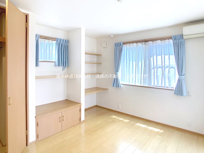 浜松市中央区蜆塚4丁目  内観写真（リビング以外の居室）