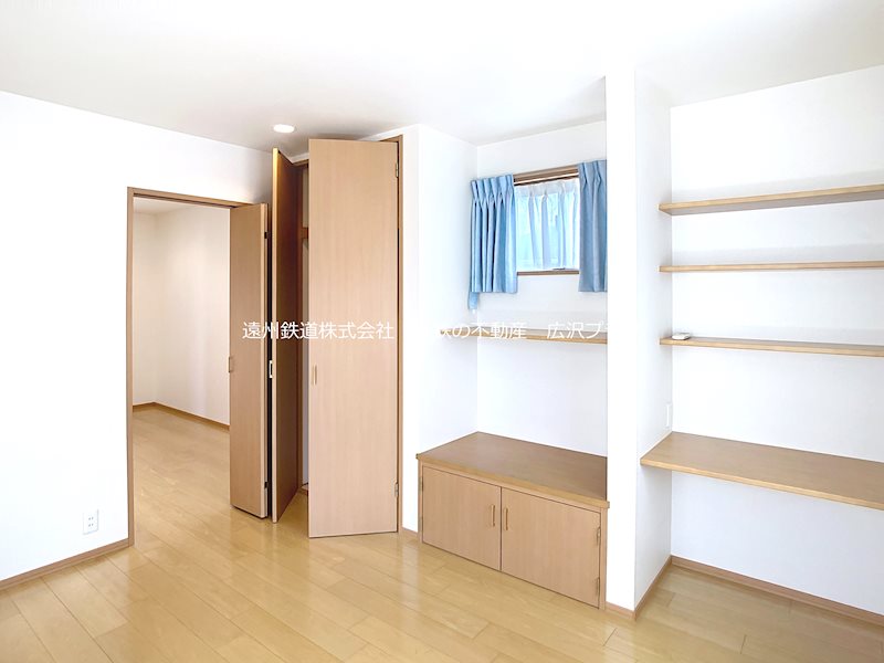 浜松市中央区蜆塚4丁目  内観写真（リビング以外の居室）