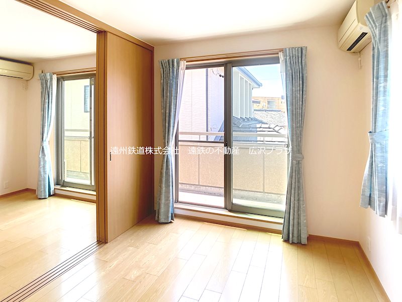 浜松市中央区蜆塚4丁目  内観写真（リビング以外の居室）